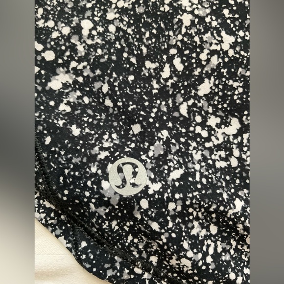 Lululemon Sculpt Women’s Sz 8 Black White Running Gym Workout Athletic Tank Top - Picture 6 of 7